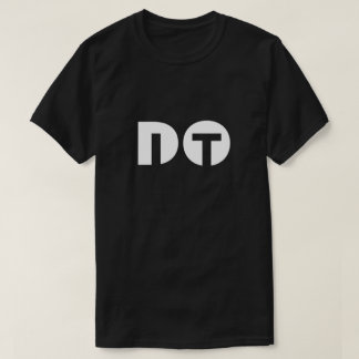 Tシャツを着る Tシャツ