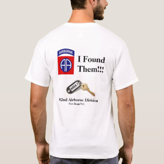 Tシャツを見つけた Tシャツ