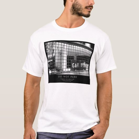 Tシャツを駐車しないで下さい Tシャツ (正面)