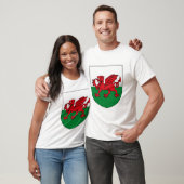 Tシャツウェールズの紋章付き外衣 Tシャツ (ユニセックス)