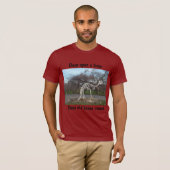 Tシャツ男達の赤い写真服。 Tシャツ (正面フル)