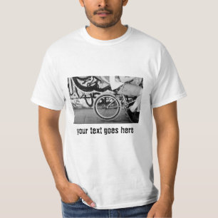 TシャツBMXバイクのスケートパーク落書きブラック Tシャツ