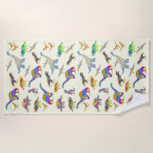 Tレックスステゴサウルスブロントサウルスラプター恐竜アート ビーチタオル (正面)