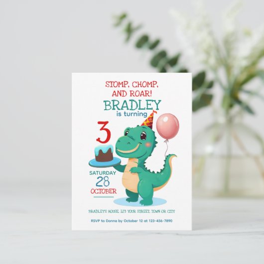 Tレックス恐竜 3歳の誕生日パーティー招待状 ポストカード (スタンド正面)
