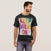 T保シャツに微笑み Tシャツ (正面フル)