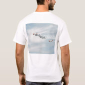 T-28 Warbirdの曲技飛行のデモンストレーションのチーム Tシャツ (裏面)