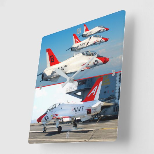 T-45Cゴシック スクエア壁時計 (傾斜)