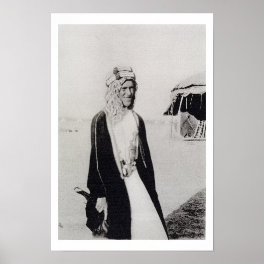 T. E. Lawrence in Arab Dress (B/w写真) ポスター (正面)
