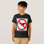 T-Rexesのハイウェーの印の恐竜無し Tシャツ (正面フル)