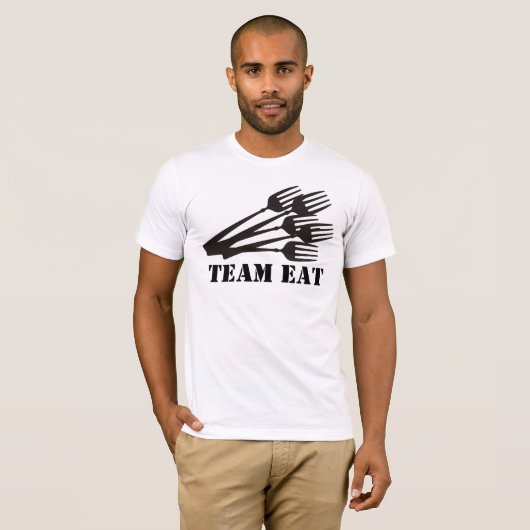 t SH食べることを調理するフォークを食事する夕食の多く… Tシャツ (正面フル)