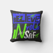 T-Shirt クッション (正面)