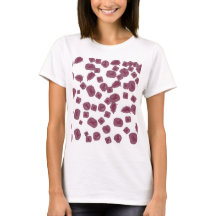 T-shirt avec de magnifiques roses sur fond blanc