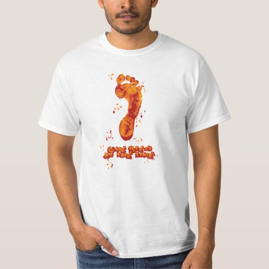T-Shirt BareFoot Design-One step at the time-Red Tシャツ (正面)