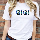 T-shirt gigi for grandma with hearts and flowers tシャツ