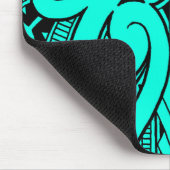 Ta Mokoの伝統的なマオリの入れ墨のデザインのkoruの形 マウスパッド (コーナー)