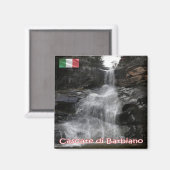 TAA054 BARBIANO WATERFALLS，イタリア，冷蔵庫 マグネット (正面/裏面)