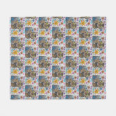 Tabby cat and flowers blanket  フリースブランケット (正面(横))