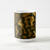 Tabby Cat Camouflage Abstract Pattern コーヒーマグカップ (中央)