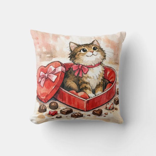 Tabby Cat In a Valentine Heart Candy Box クッション (正面)