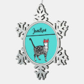 Tabby Cats クール 'One Cat' Aqua Boys スノーフレークピューターオーナメント (右)