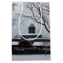 Tabernacle and Snow Gray Skies – マーサのブドウ畑 ミディアムペーパーバッグ