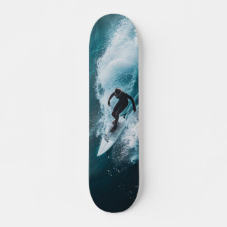 Tabla de Skate Surfista en Acción スケートボード