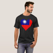 Taiwan Flag Heart Taiwan  Love Taiwan Tシャツ (正面フル)