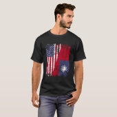 Taiwanese Roots Half American Flag Usa Taiwan Flag Tシャツ (正面フル)