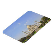 Taj Mahalはインドのアグラにある霊廟。 マグネット (左側)