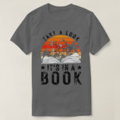 Take a look its in a book 14 tシャツ (デザイン正面)