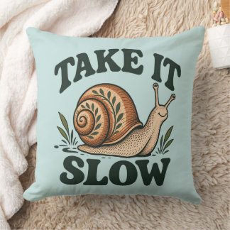 Take It Slow - かわいい森のカタツムリ クッション