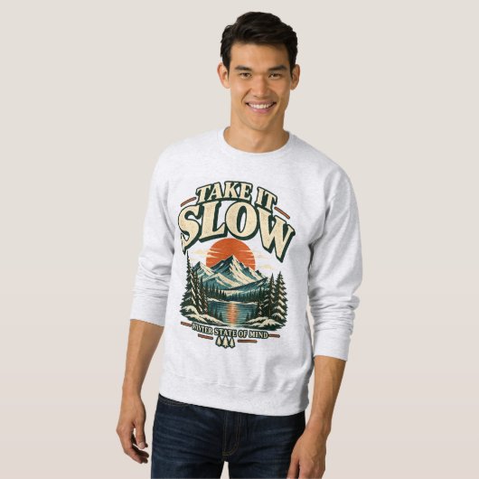 Take It Slow Vintage Mountain Sunset Sweatshirt – スウェットシャツ (正面フル)