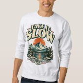 Take It Slow Vintage Mountain Sunset Sweatshirt – スウェットシャツ (正面)
