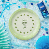 Talk Derby To Me Mint Julep Green Customizable ペーパープレート (パーティー)