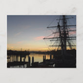 Tallship at Sunrise ポストカード (正面)