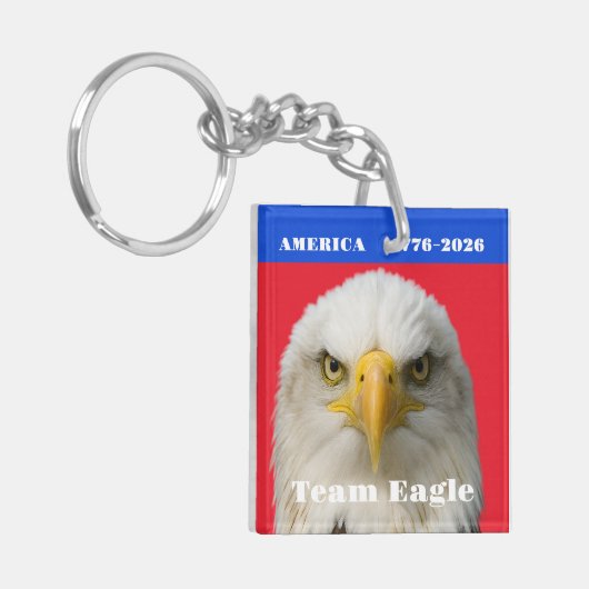 Talons Up! 1776–2026 Eagle • Double-Sided Pride キーホルダー (正面左)