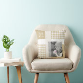 Tanあなたの写真を追加Gingham Brown モダン Monogram クッション (椅子)