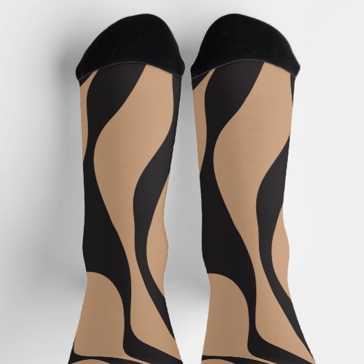 TanとBlackのEbbとFlow 4 ソックス (上部)