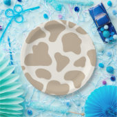 Tan and Cream Cow Print 1st Birthday ペーパープレート (パーティー)