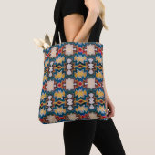 Tan, Blue, White & Red Tribal Inspired Shapes Tote トートバッグ (クローズアップ)