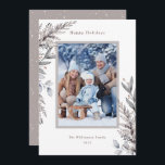 Tan & Gray Winter Botanics水彩写真 シーズンカード<br><div class="desc">このクリスマスフォトエレガントカードは、柔らかい日焼けと灰色の水色の冬の植物を展示する。この洗練されたホリデーカードを縦写真でパーソナライズし、「ハッピーホリデー」というメッセージにフェスティバルtouchを追加。</div>