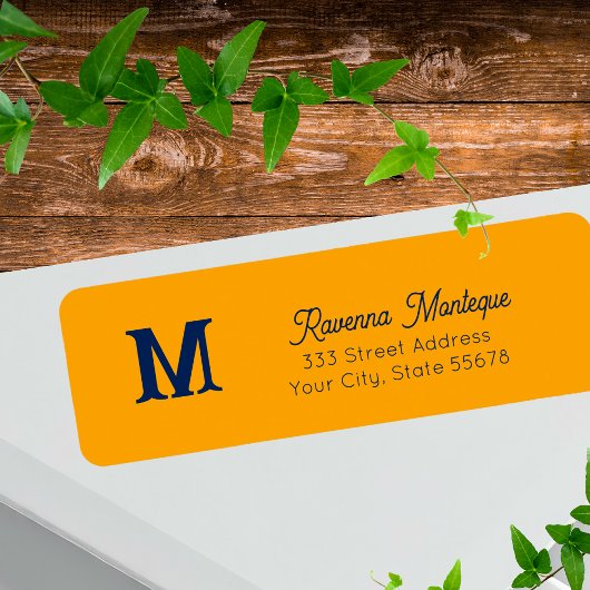 Tangerine Trendy Personalized Monogram Letter Name ラベル