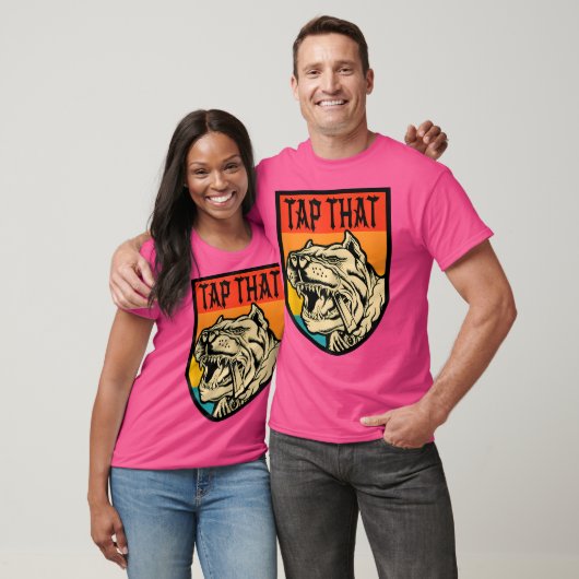 Tap Tha Pitbull Smoking Cigar Tシャツ (ユニセックス)