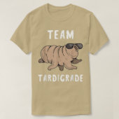 Tardigrade Science Microbiology Water Bear Team Lo Tシャツ (デザイン正面)