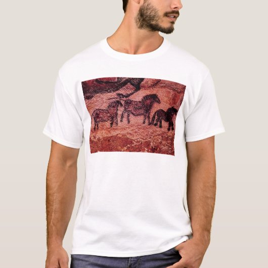 tarpansの石の絵画、紀元前のc.17000 tシャツ (正面)