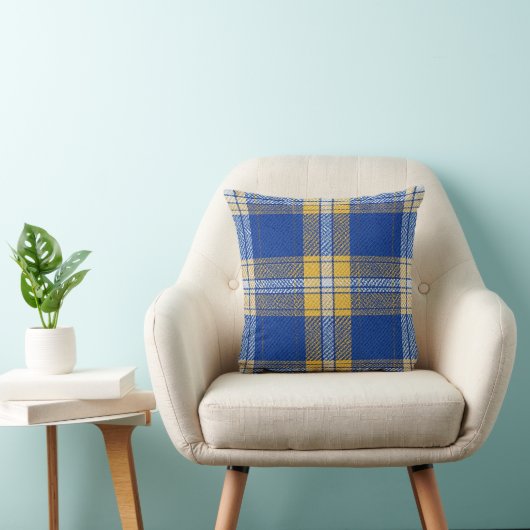 Tartan Plaid Blue and Yellow Throw Cushion クッション (椅子)