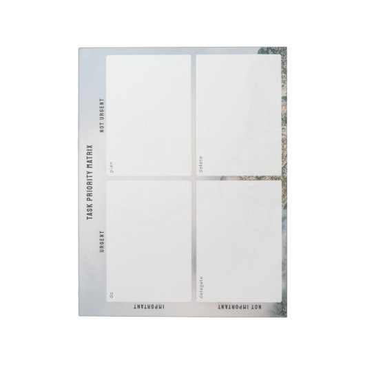 Task Priority and planner Matrix (mountain) ノートパッド (回転)