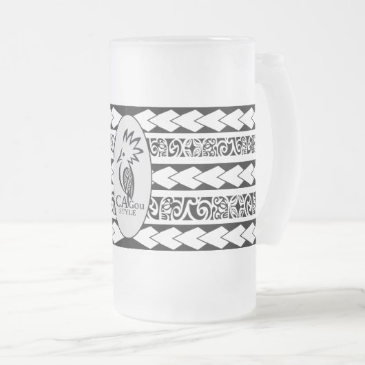 Tasse en verre glacé. Tribal Ethnic フロストグラスビールジョッキ (正面右)