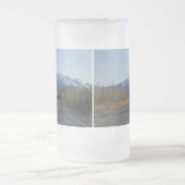 Tasse Highway in Alaska フロストグラスビールジョッキ (中央)