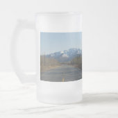 Tasse Highway in Alaska フロストグラスビールジョッキ (左)